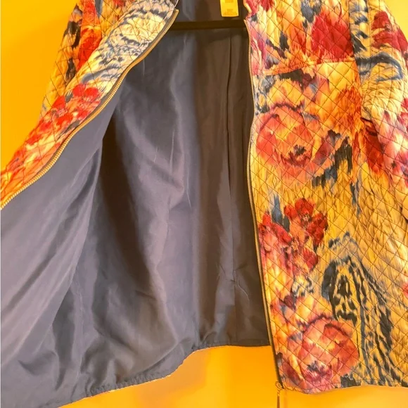 Alfred Dunner Puffer Jacket in Classic Black with Cozy Insulation - Picture 5 of 7